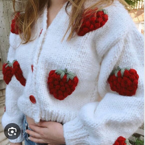 Strawberry Red and White Hand-Knit Chunky Sweater Cardigan M - Picture 1 of 6